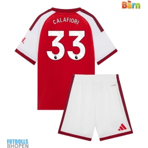Billiga Arsenal Riccardo Calafiori #33 Hemmatröja Barn 2026-27 Kortärmad (+ Korta byxor)